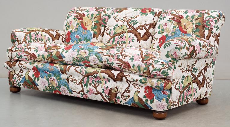 A Josef Frank sofa for Svenskt Tenn, model 703.