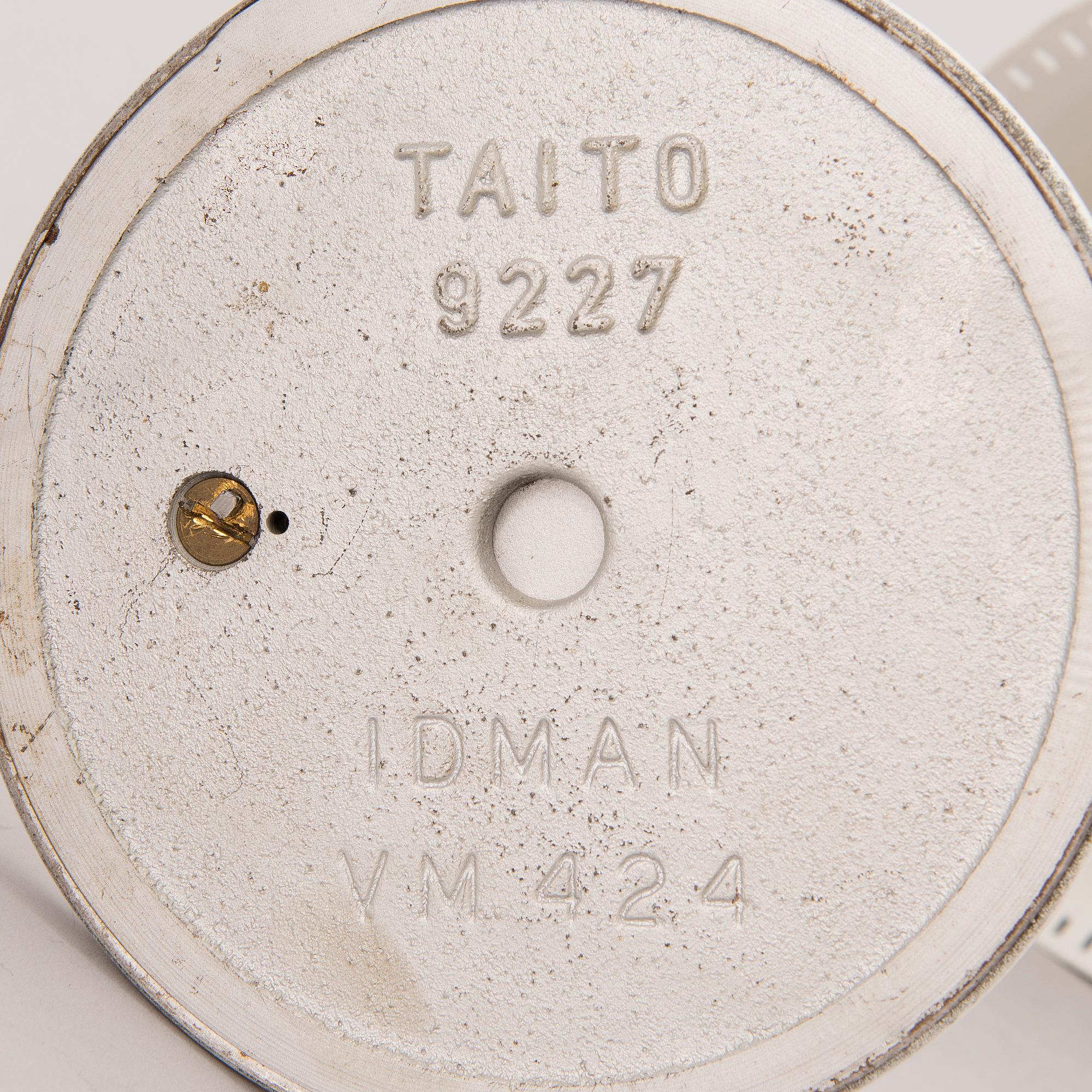 PAAVO TYNELL, bordslampa, modell 9227, Idman 1900-talets mitt.