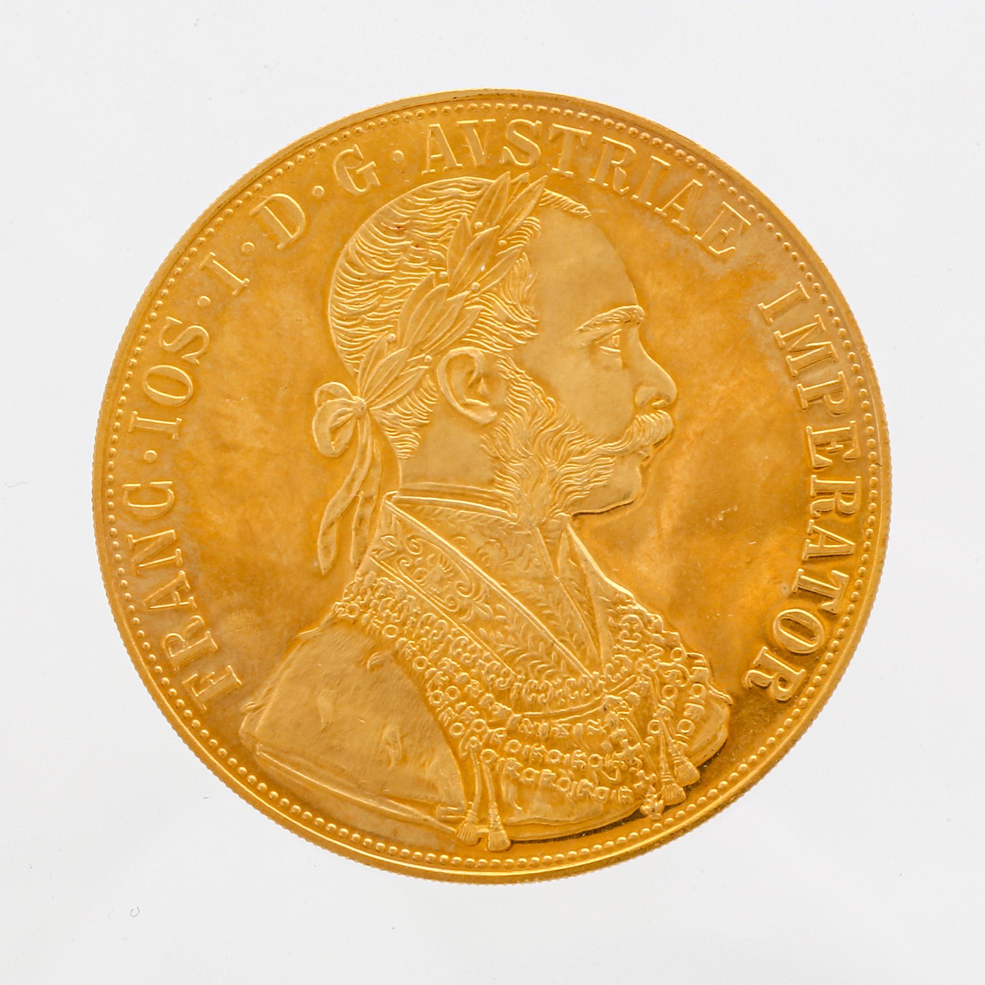 Coin, gold 23K, 4 ducats. Austria-Hungary 1915. Vikt c 14 g.