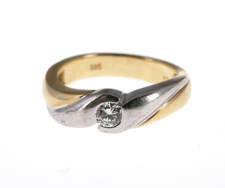 RING, 14k gold and white gold with brilliant cut diamond, 0.22 cts.