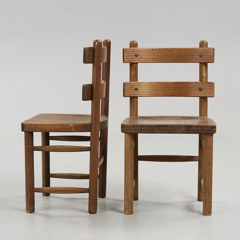 AXEL EINAR HJORTH, stolar, ett par "Sandhamn", Nordiska Kompaniet, 1932.