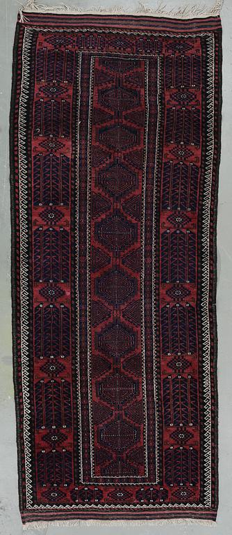 Matta, Kelim, Turkiet, semiantik. Ca 294 x 120.