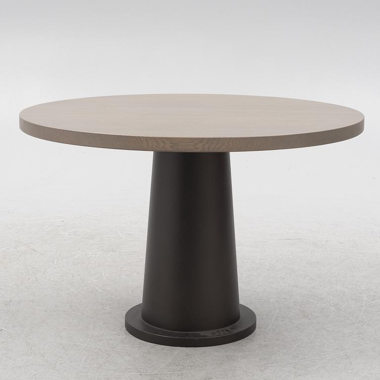Van Rossum, "Low dining table", contemporary production.