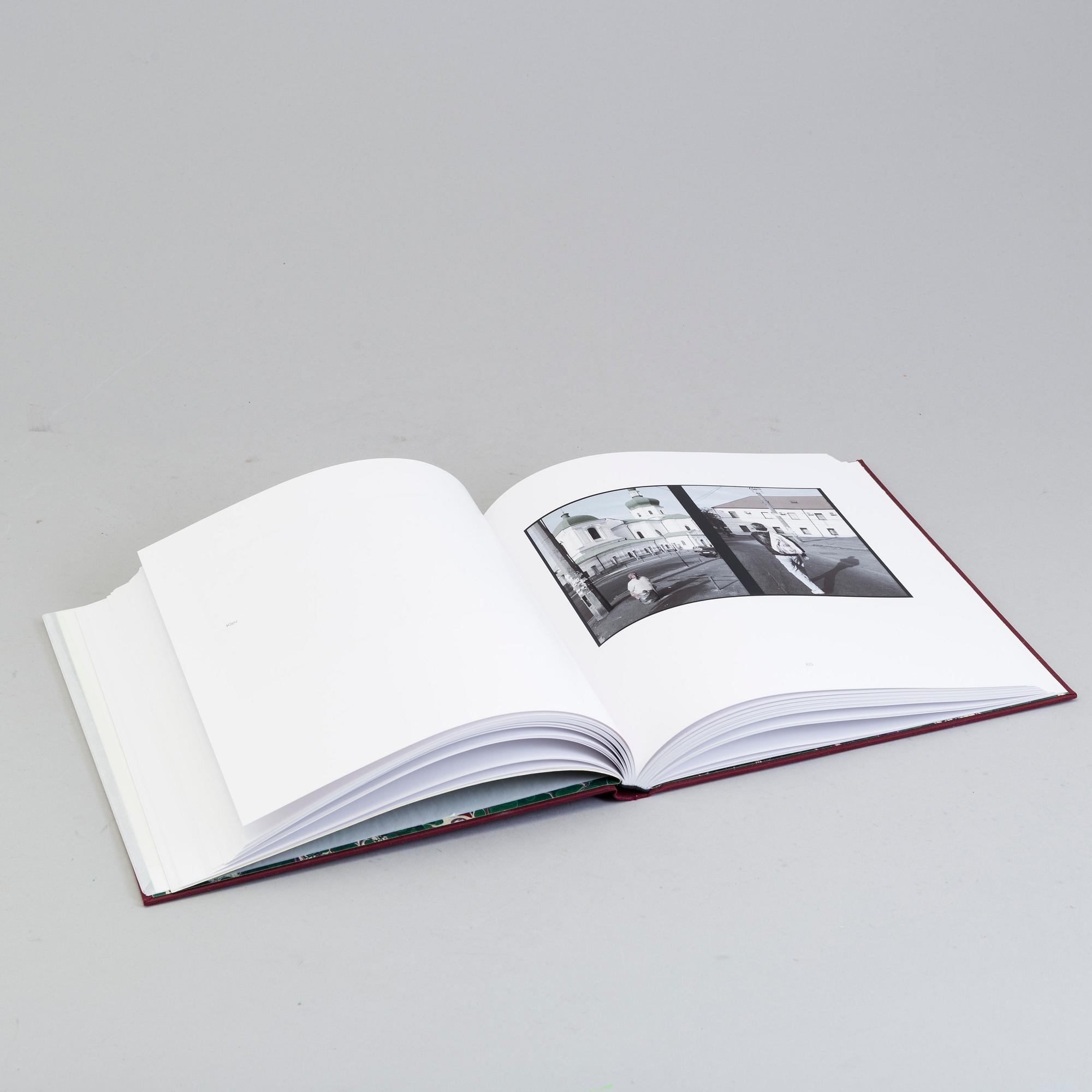 A set of 2 vol Books about photo art, 21th century.