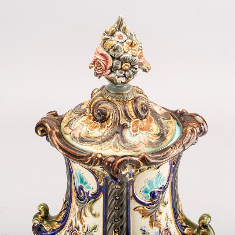 A Rörstrand majolica urn around 1900.
