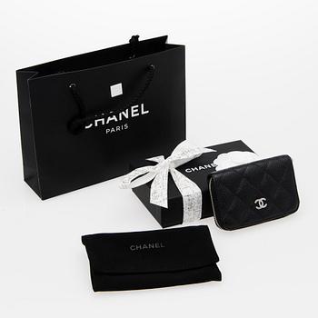 LOMPAKKO, Chanel.