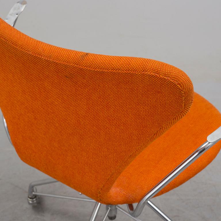 ARNE JACOBSEN,