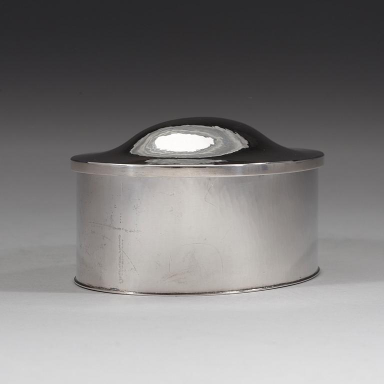 A Sigurd Persson sterling box, Stockholm 1973, executed by Wolfgang Gessl.