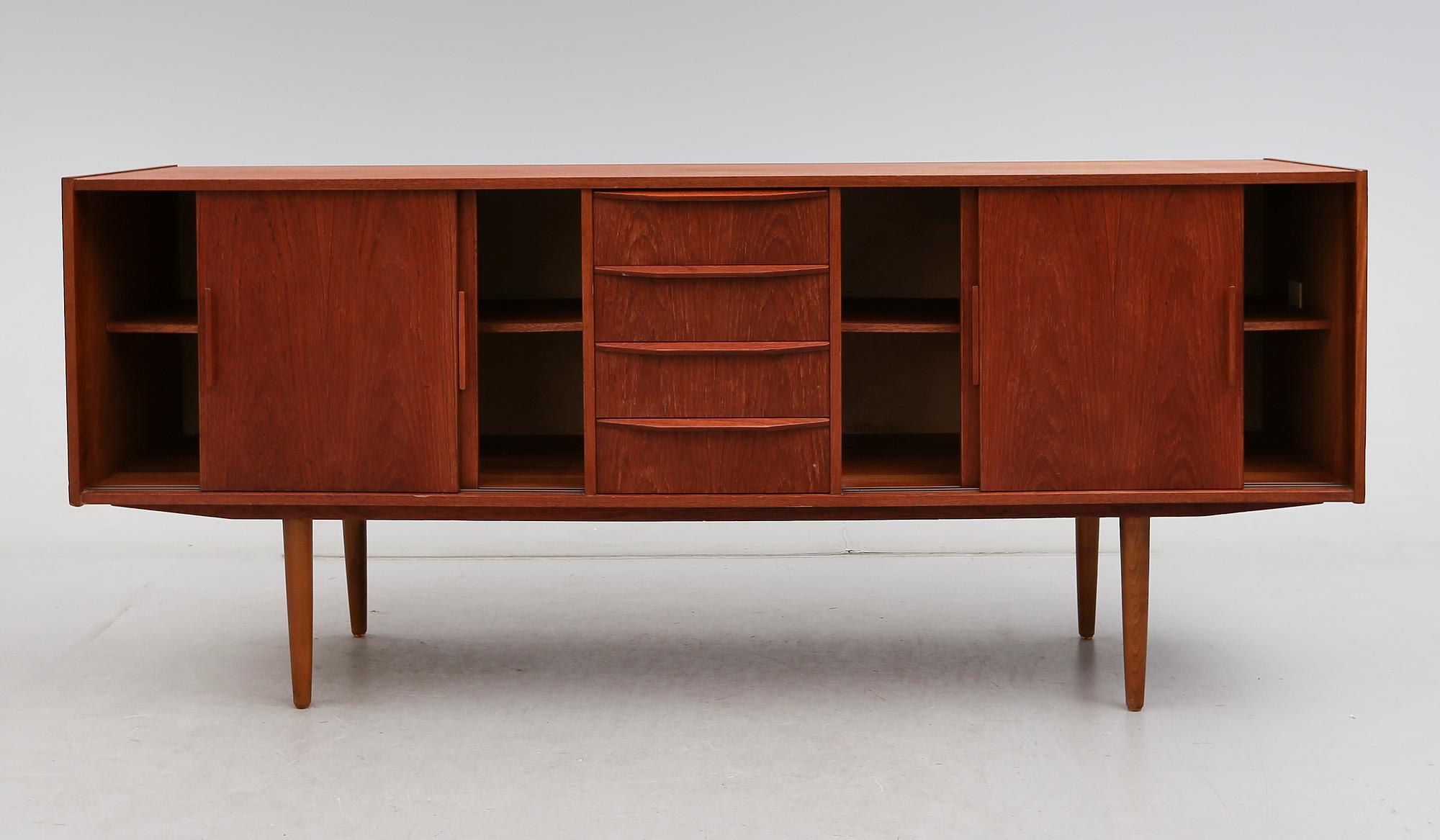 SIDEBOARD, Danmark, 1900-talets andra hälft.