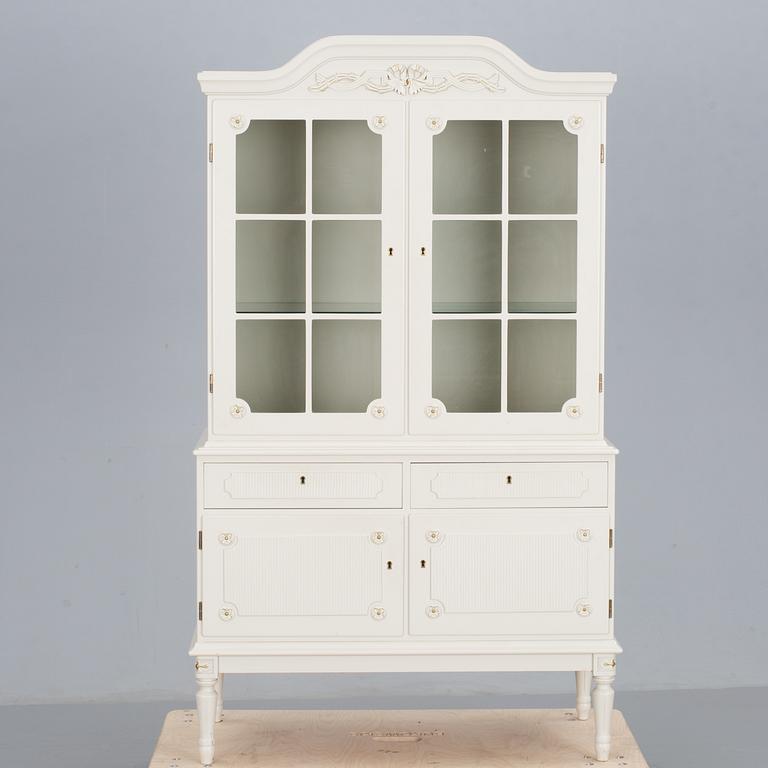 MATSALSGRUPP, 8 delar, gustaviansk stil, 1900-tal.