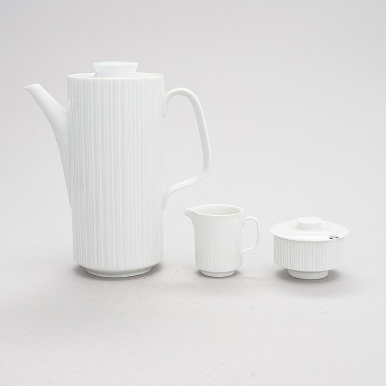 Tapio Wirkkala, a 21-piece 'Variation' porcelain tableware set  for Rosenthal Studio-line, Germany, 1985.