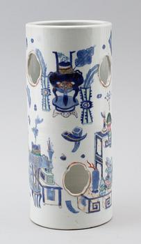 PERUKSTOCK, porslin, Kina, 1800-/1900-tal.