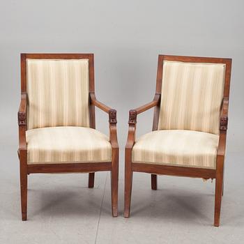 KARMSTOLAR, ett par. Empirestil. 1900-talets första hälft.