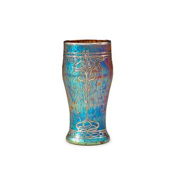 An Art Nouveau glass vase in the manner of Loetz, Austria, ca 1900.