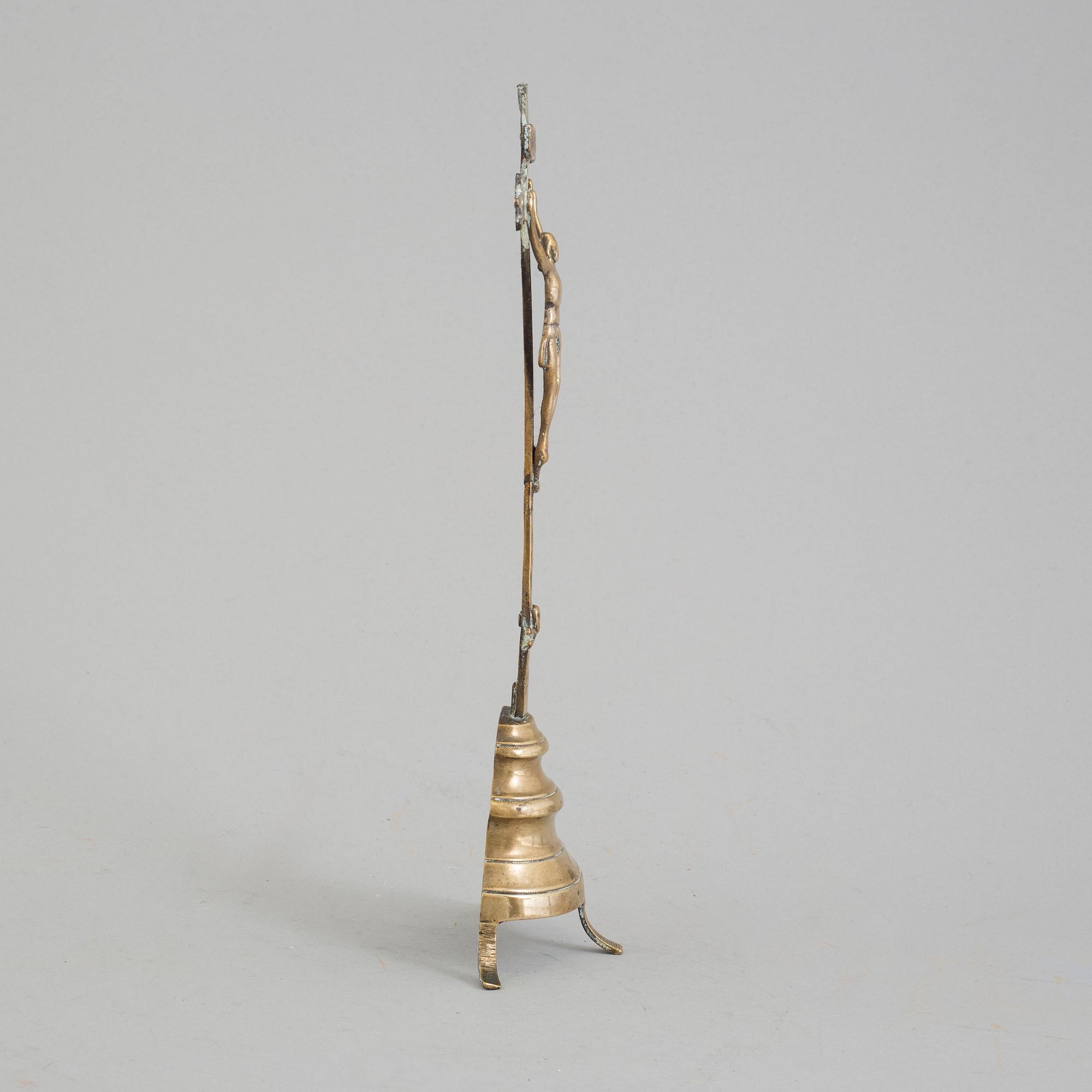 An 18th/19th century bronze crucifix.