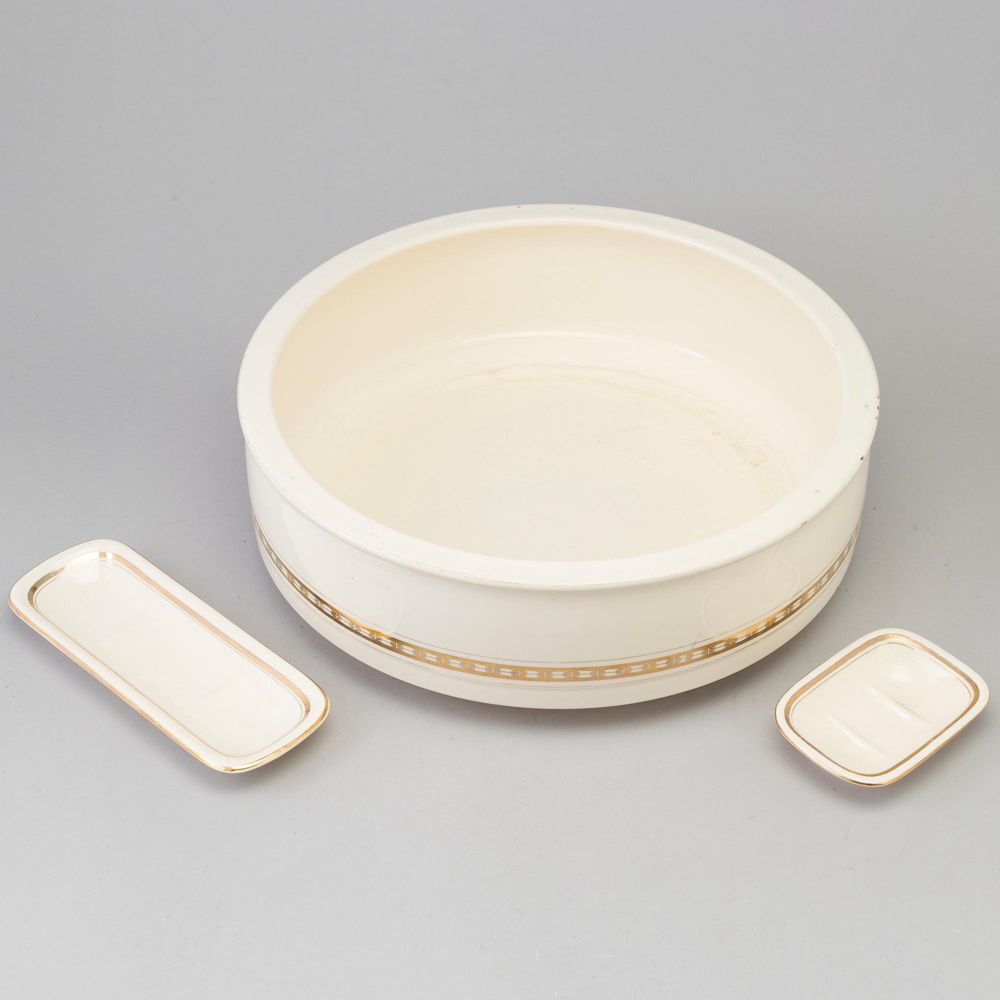 3 pcs of earthenware service from Villeroy & Boch, 20th century.