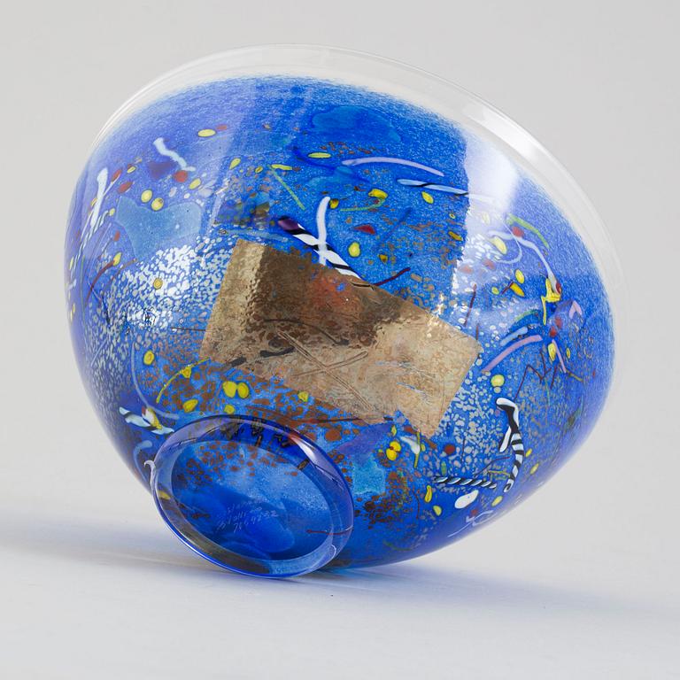 BERTIL VALLIEN, skål, "Satellite", glas, signerad, Kosta Boda.