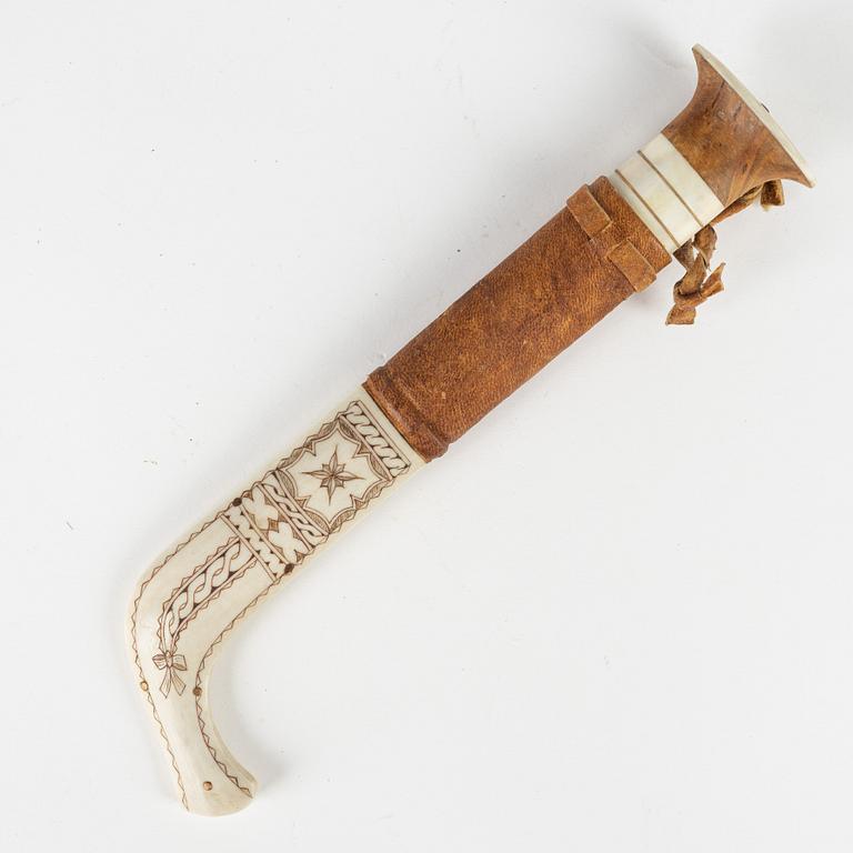 A Sami reindeer horn knife, unidentified signature B.O, dated 81.