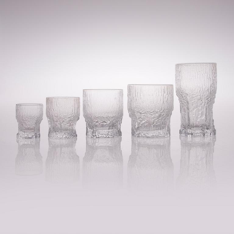 A Set of 20 Aslak Glasses by Iittala 1970-88.