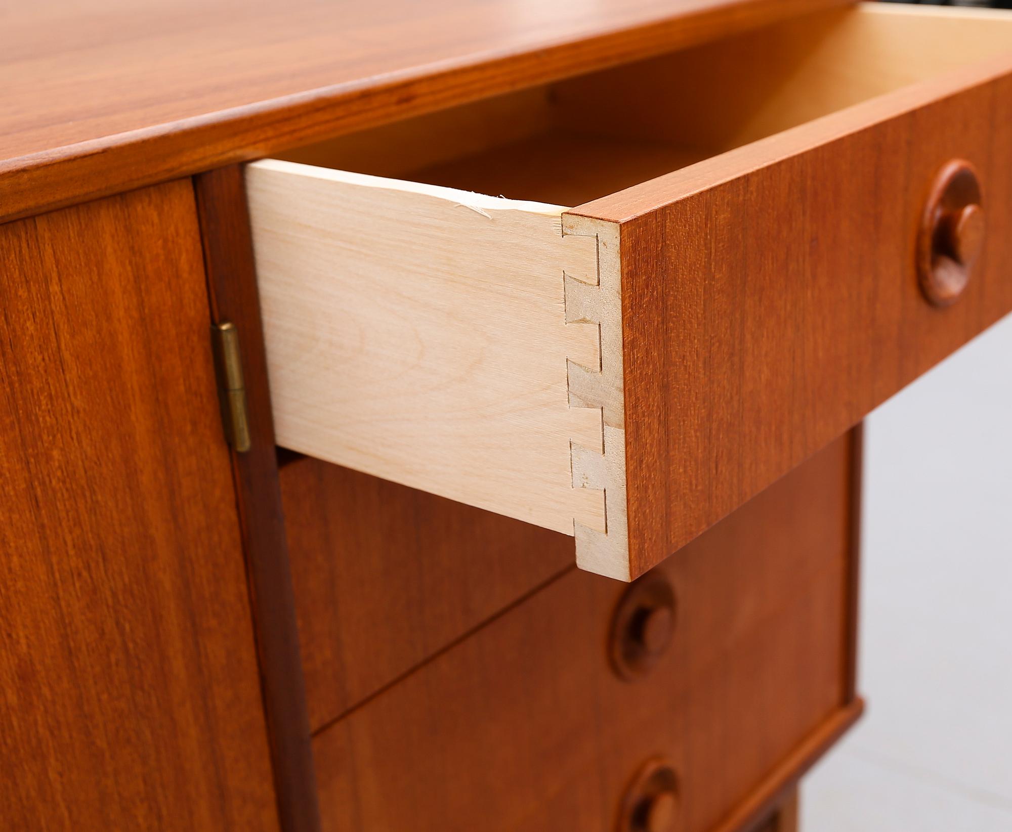 SIDEBOARD, 1900-talets andra hälft.
