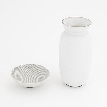 Stig Lindberg, a 'Grazia' stoneware vase and a 'Filigran' bowl, Gustavsberg.