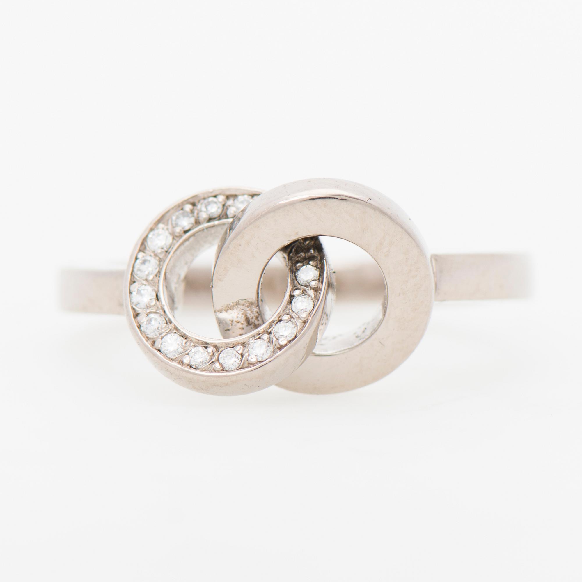 EFVA ATTLING, RING, briljantslipade diamanter, 18K vitguld.