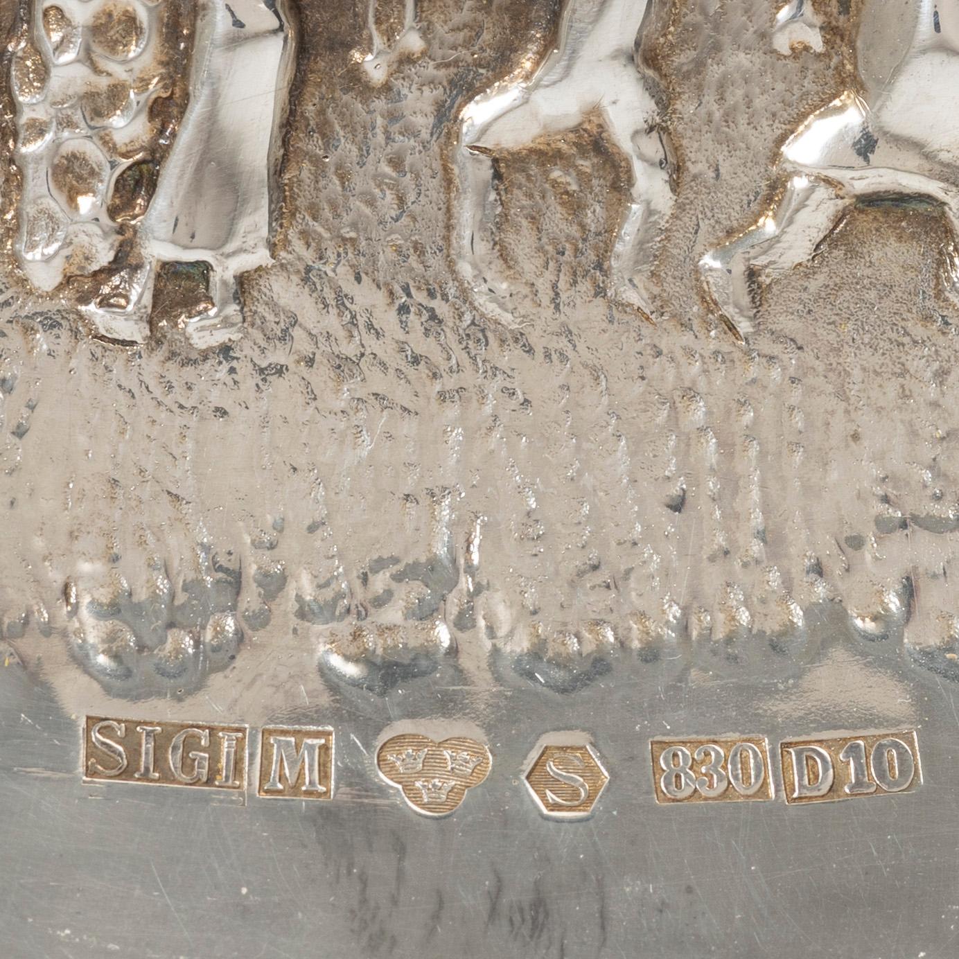 Olle Ohlsson, A silver dish, signed 1978 and numbered 78/350, Silvergillet AB, Malmö 1978.