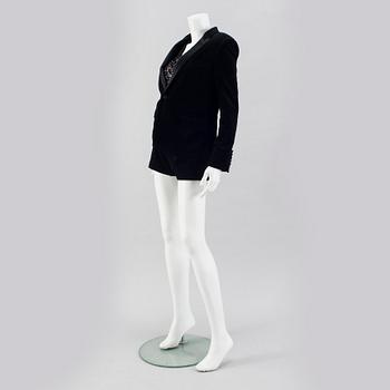 YVES SAINT LAURENT, smoking, shorts and vest, french size 40.