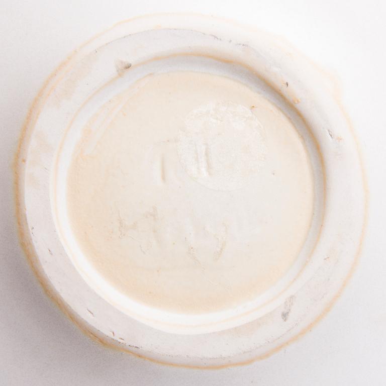 TOINI MUONA, A CERAMIC DISH. Signed TM, Arabia.