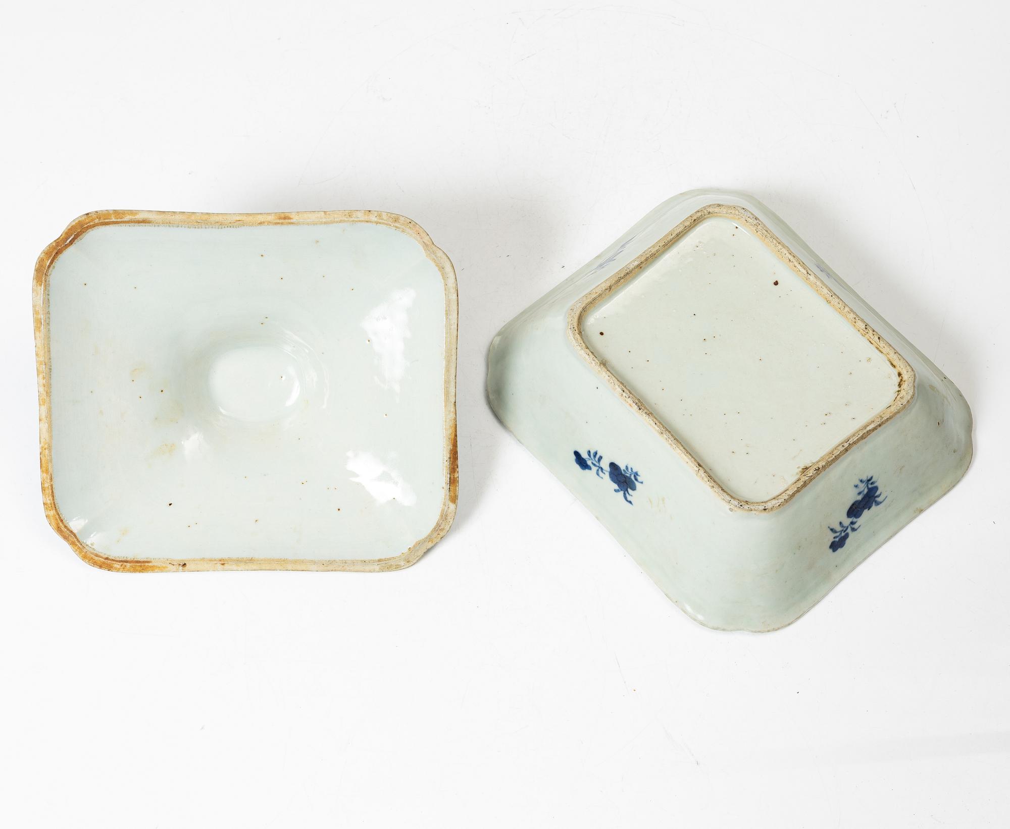 A warming stand and covered bowl, porcelain, China, 19th century.