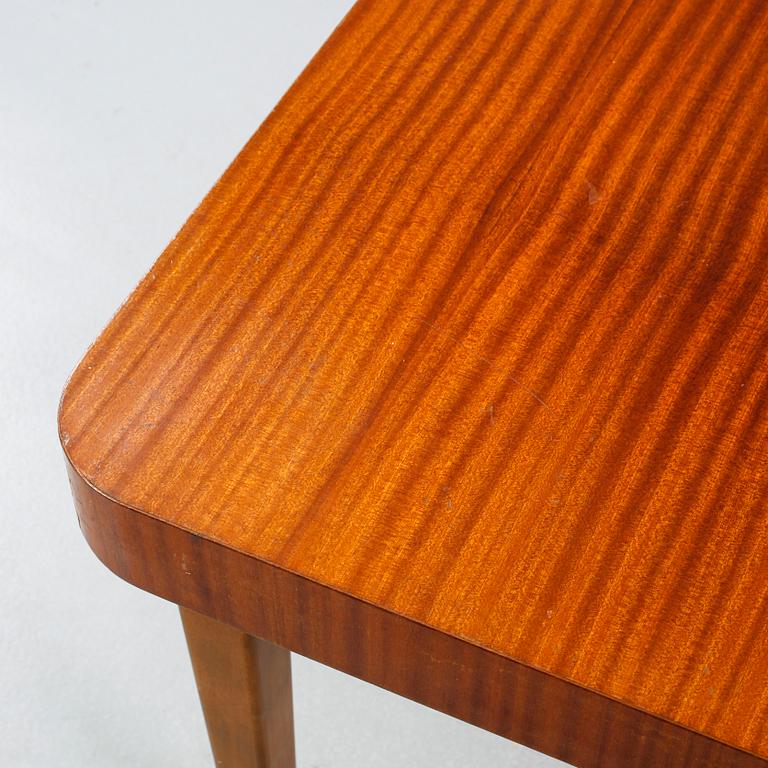 A dining table named "O.K.", Axel Einar Hjorth, made in the second quarter of the 20th century.