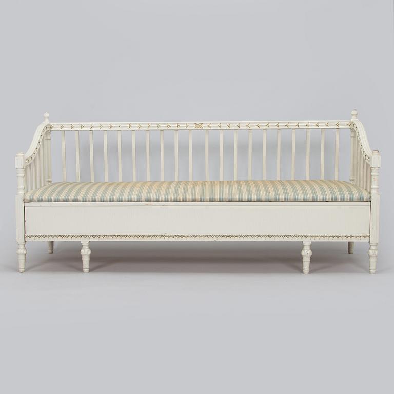 Sohva, kustavilaistyylinen, 1900-luvun alku.