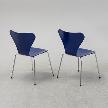 Arne Jacobsen, stolar, åtta stycken, modell "Sjuan" Fritz Hansen, Danmark, 1989.