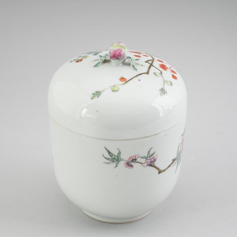LOCKBURK, porslin, Kina, 1800-/1900-tal.