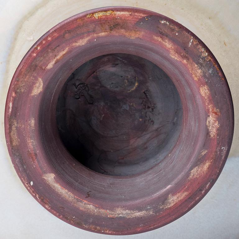 Wilhelm Kåge, a 'Farsta' stoneware jar, Gustavsberg studio, Sweden 1940-50's.