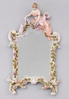 SPEGEL, porslin, Tyskland, 1900-talets första hälft.