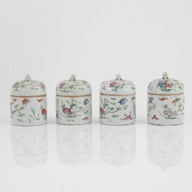 Four Chinese porcelain boxes with covers, late 19th Century.
