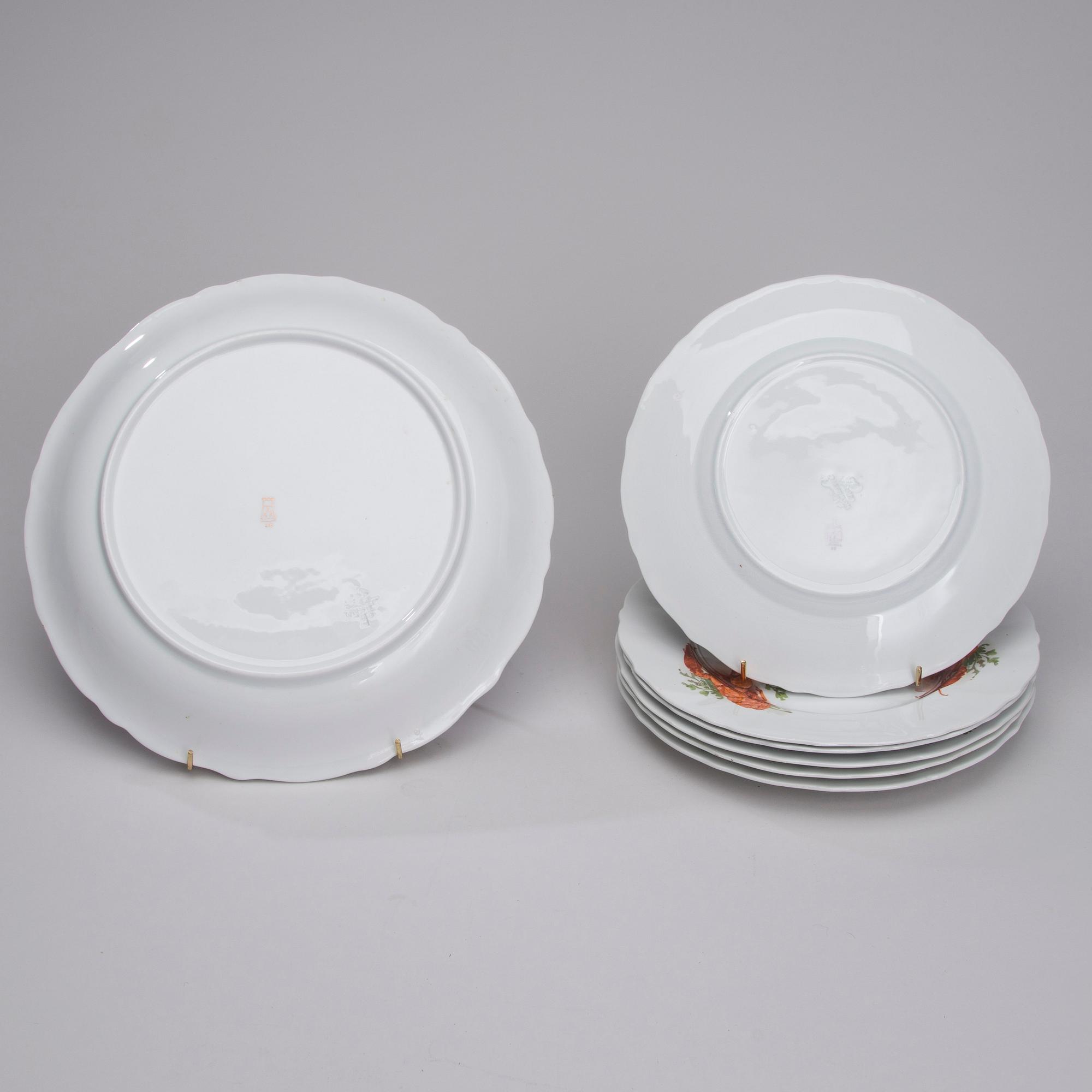 KRÄFTTALLRIKAR 6 st. och SERVERINGSFAT, flintgods, Arabia 1928-49.