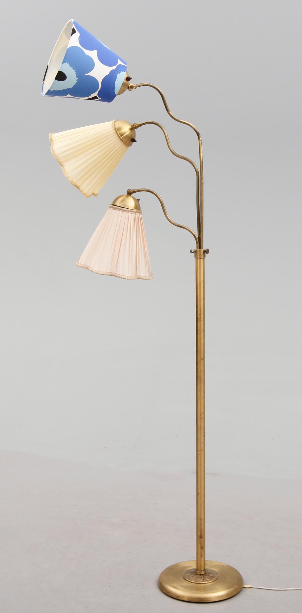 GOLVLAMPA, 1900-talets mitt.