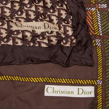 HUIVEJA, 2 kpl, Christian Dior.