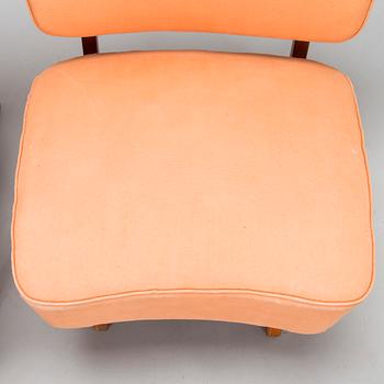 Oiva Parviainen, a pair of mid-20th-century 'Susanna' armchairs for Lahden Lepokalusto, Finland.