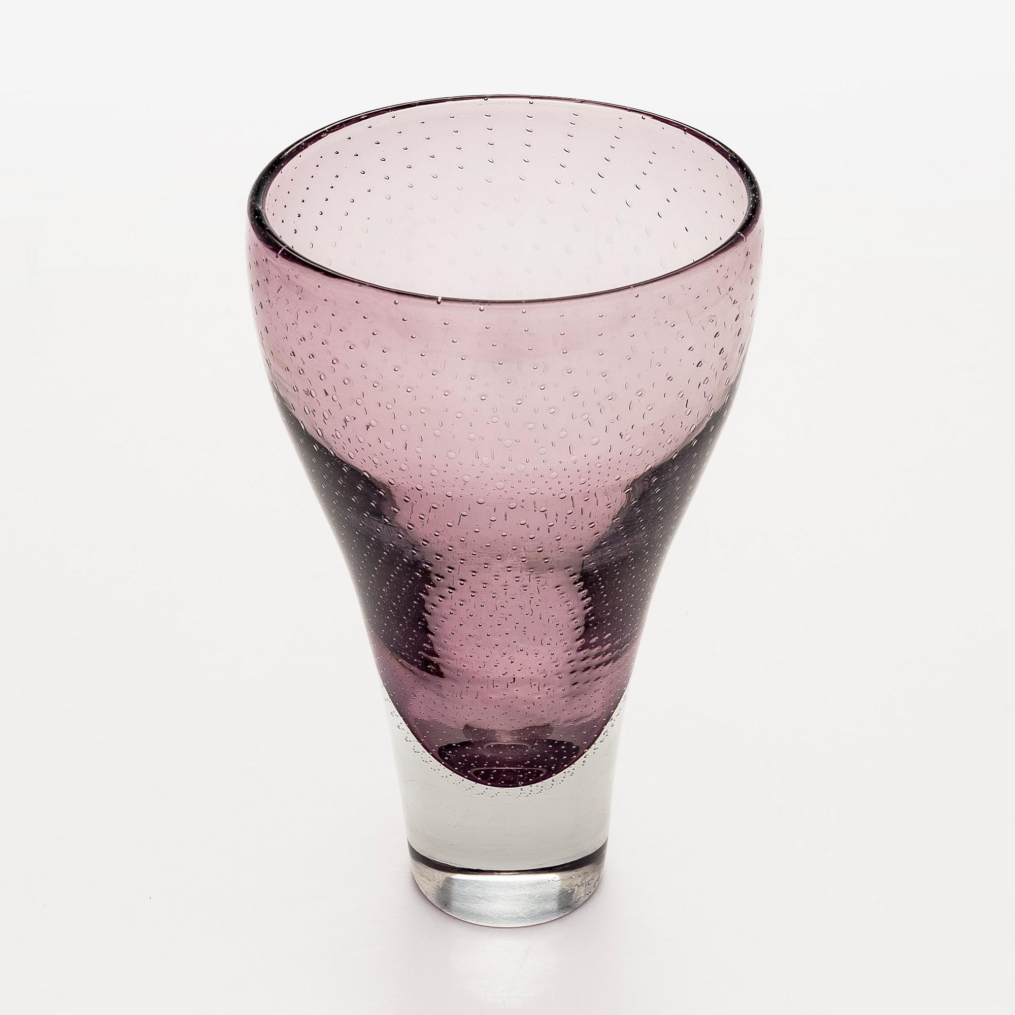 Gunnel Nyman, maljakko, malli "GN 12", signeerattu G. Nyman Nuutajärvi Notsjö -53.