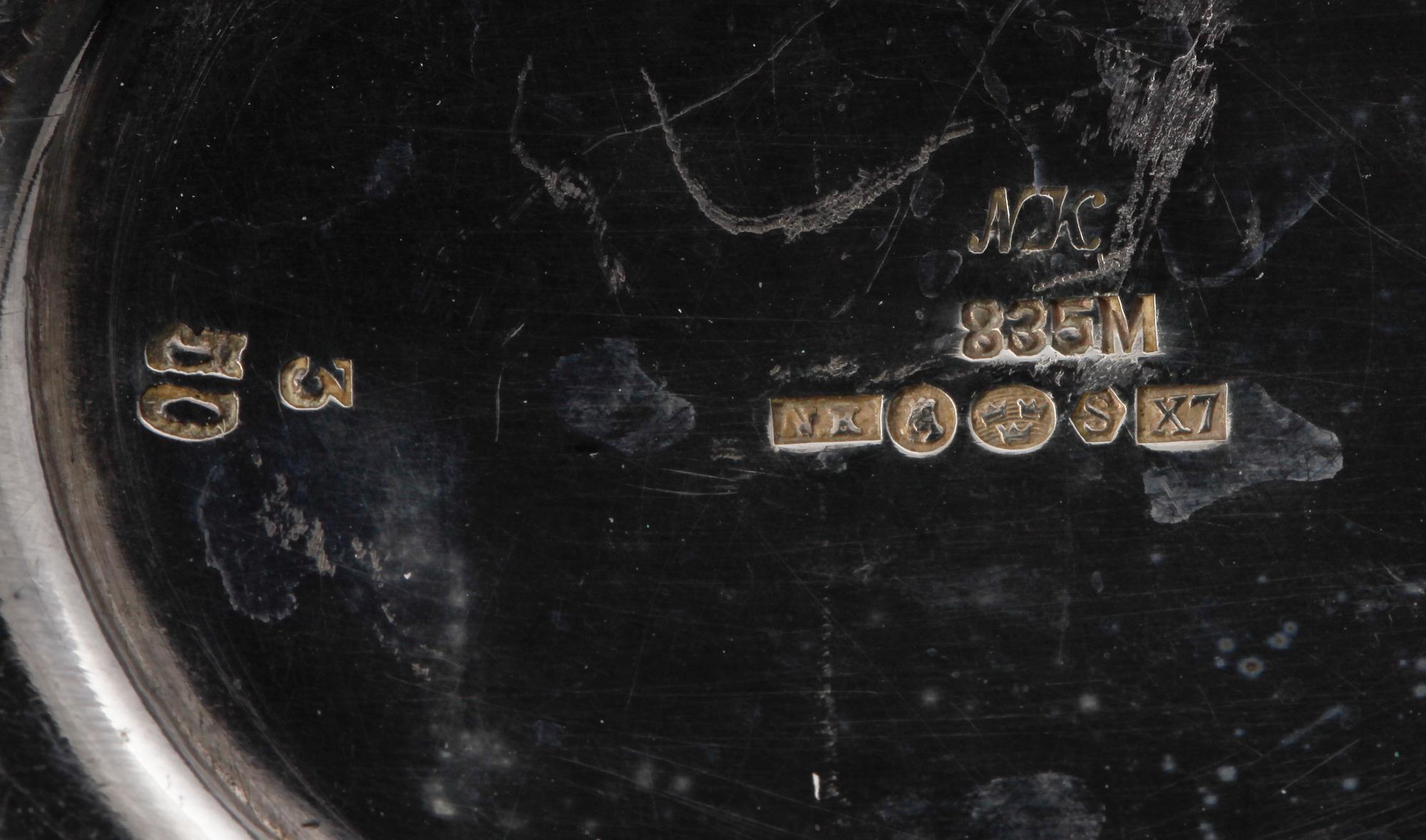 KAFFEKANNA SAMT GRÄDDKANNA, silver, jugend, Stockholm 1924. Tot vikt ca 910 gram.