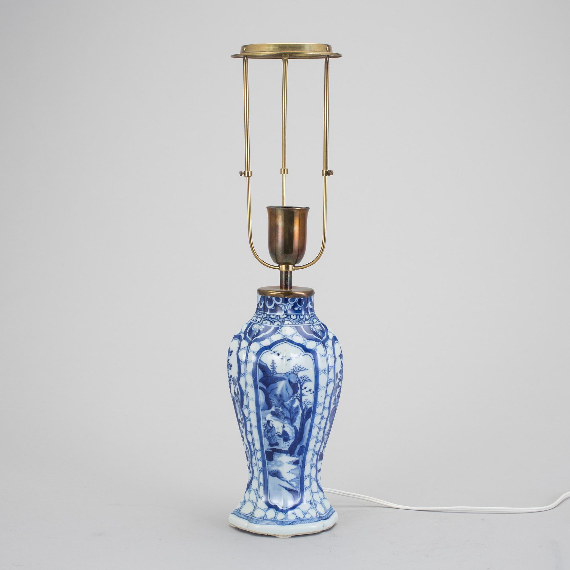 BORDSLAMPA, Porslin, Kina, 1800-tal.