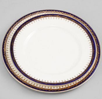 SERVISDELAR, 72 st, flintgods, Gustavsberg, omkring 1900.