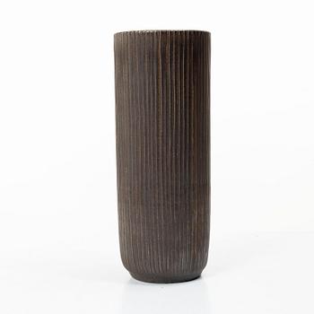 Edgar Böckman, a vase.