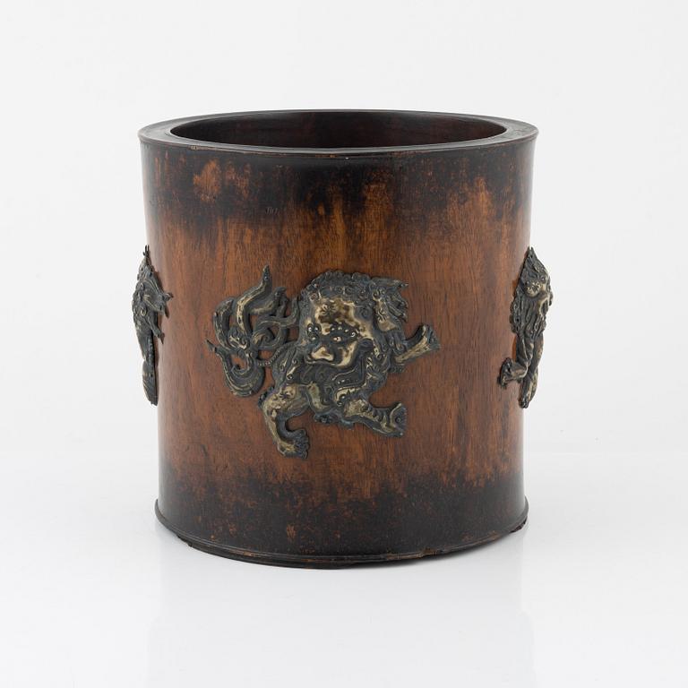 A wooden scroll/brush pot, late Qing dynasty.