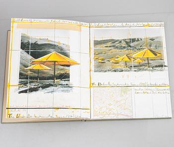 Christo, Book, "The Accordion-Fold Book for The Umbrellas (Japan and U.S.A), Bedfords Arts Publisher, 1991.