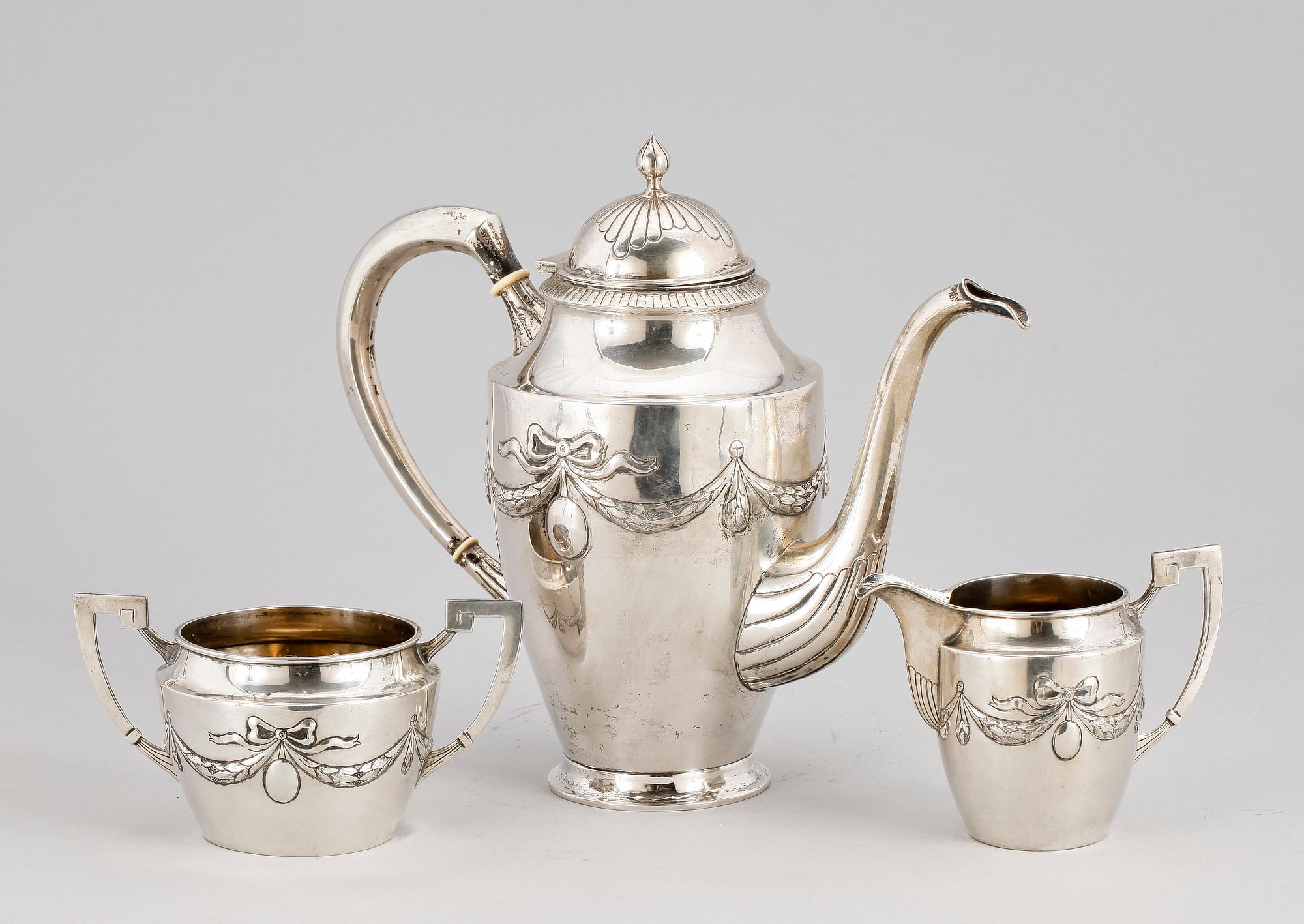 KAFFESERVIS, 3 delar, silver, Otto Larsson, Landskrona 1908. Totalvikt ca 650 gram.