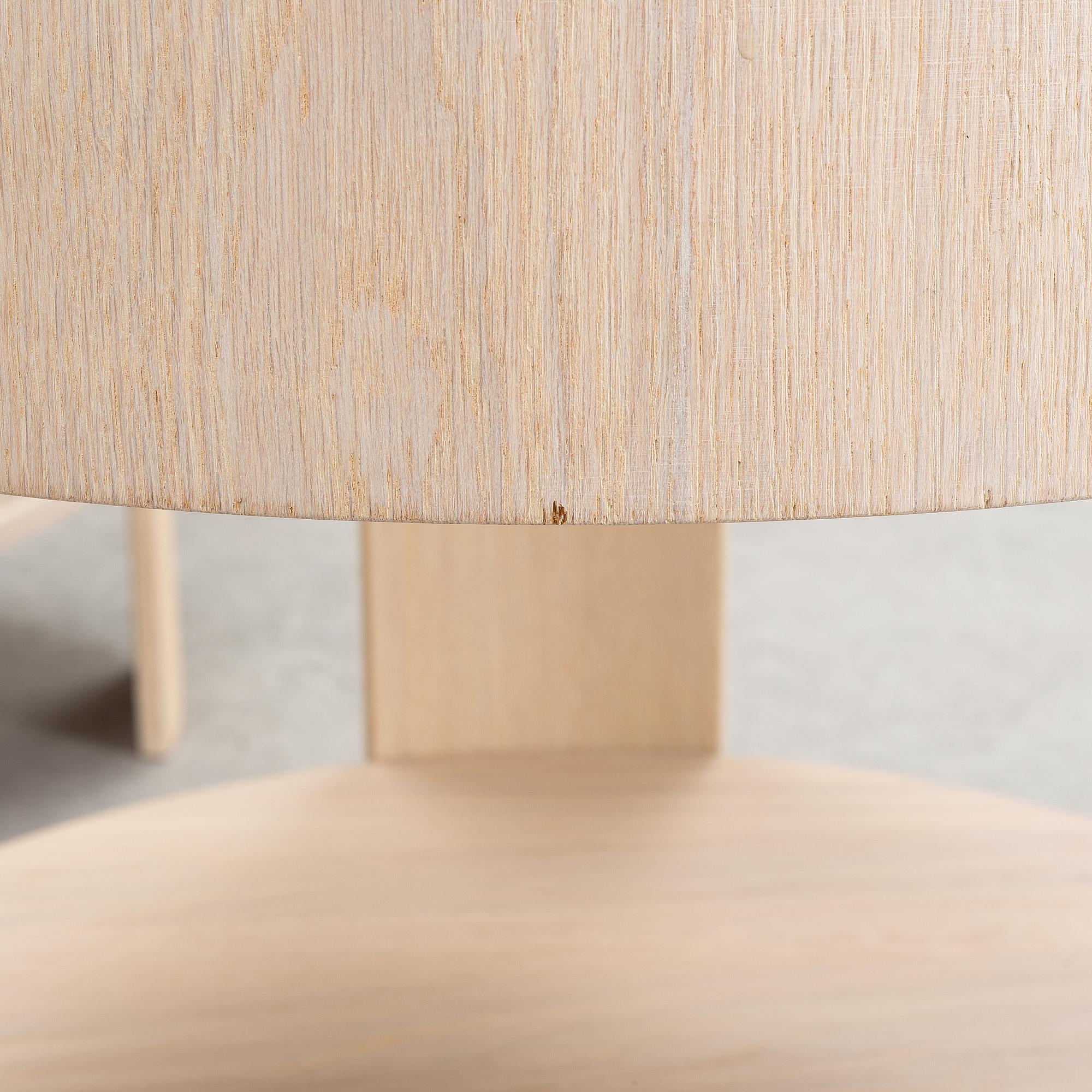 Sängbord, ett par, samtida.